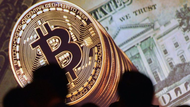 Bitcoin loses third of value over week