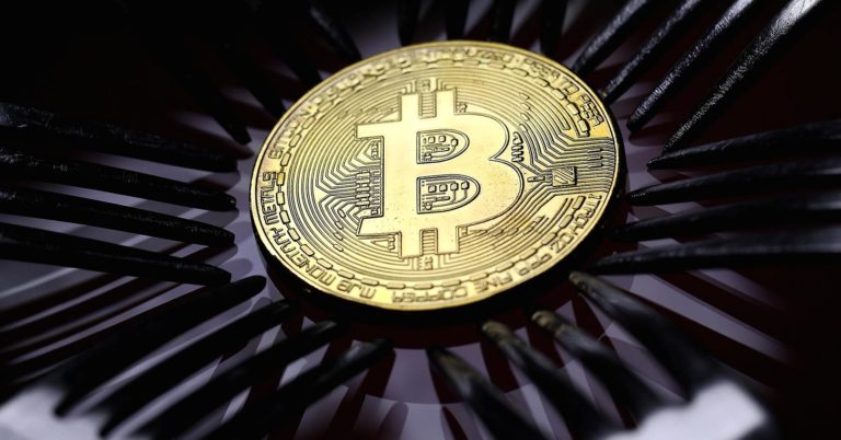 Bitcoin price in 2018 could hit $60,000 but another crash is coming