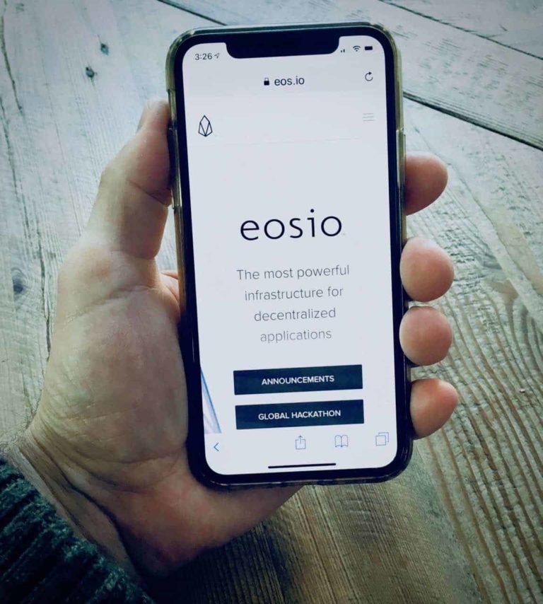 Is EOS the iOS of Blockchain? | Crowdfund Insider