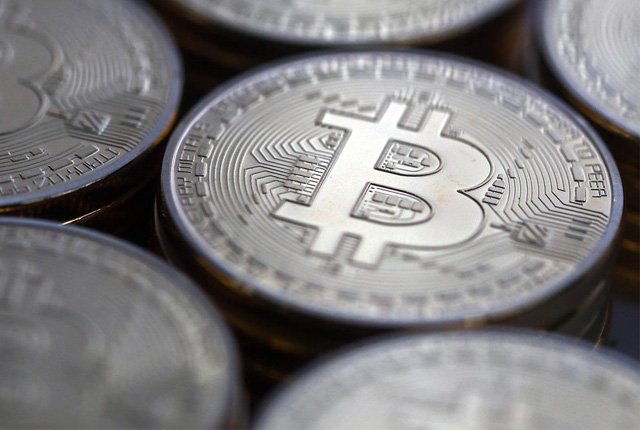 Bitcoin falls as indicators point to more pain in 2019