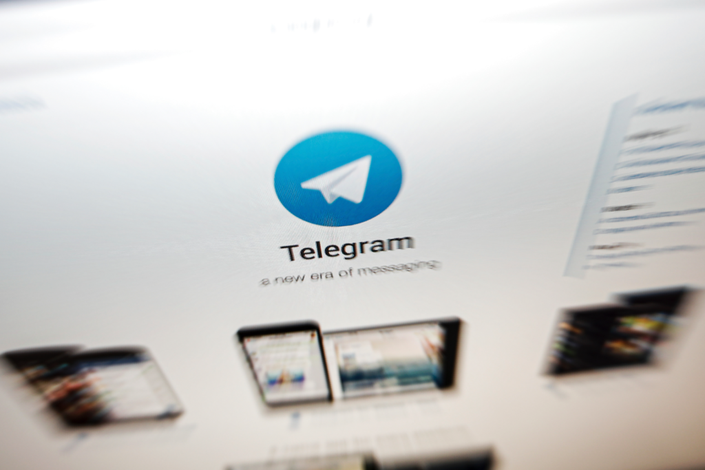 SEC stops Telegram messaging app’s $1.7B digital token offering | Fox Business