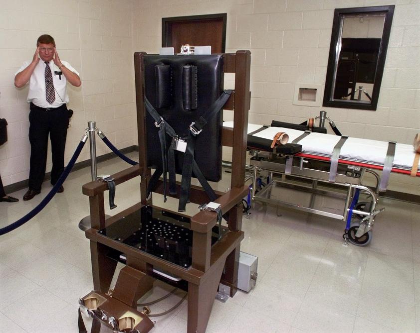 In Tennessee, inmates opt for electric chair over injection