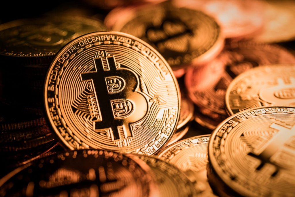Bitcoin Price Eyes $8,000 as Bloomberg Signals New Buying Trend – CRYPTO BIT NEWS