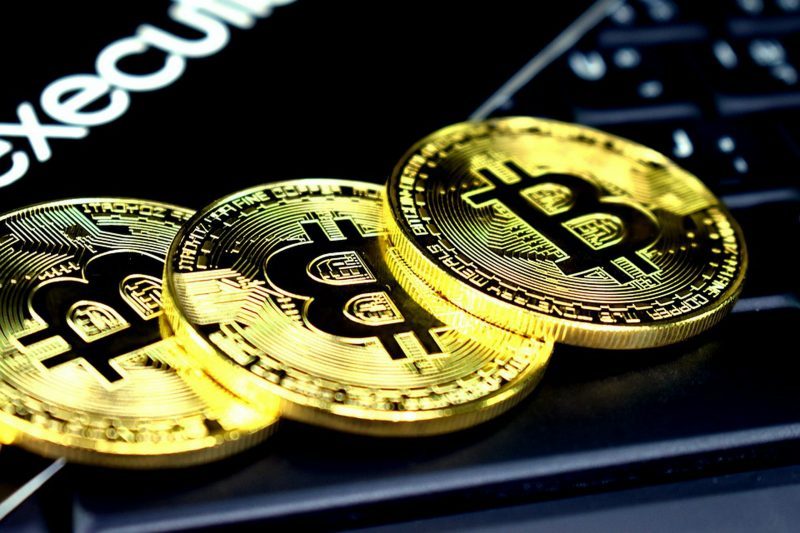 Bitcoin reaches $24,667, hitting all-time high record