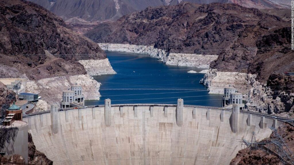 Lake Mead at the Hoover Dam to reach lowest water level in decades