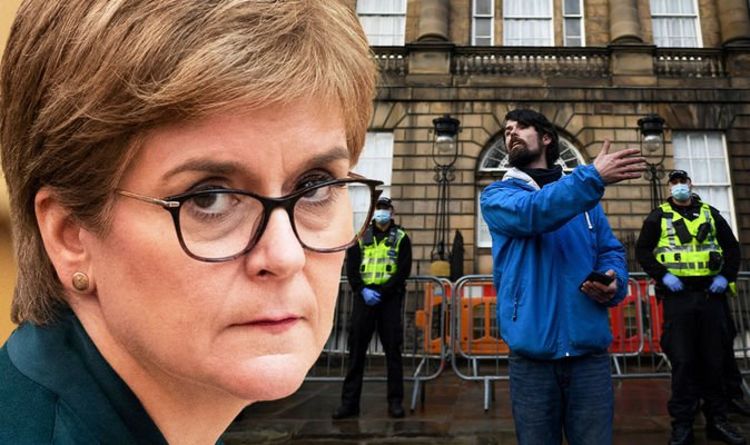 Nicola Sturgeon LIVE: Furious protest outside FM’s house TODAY – angry crowd gathers