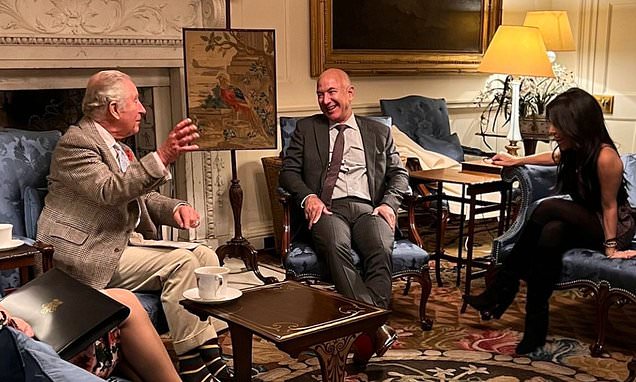Billionaire Jeff Bezos discussed climate change with Prince Charles on the eve of Cop26
