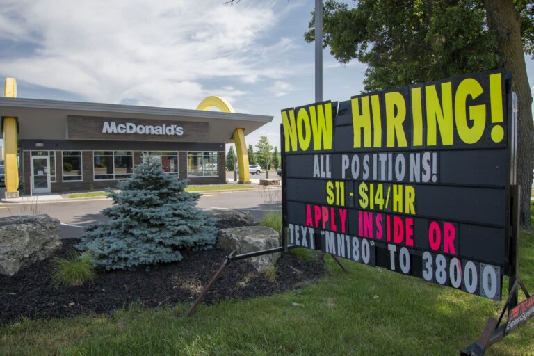 How and Wendy’s are dealing fast food labor shortages