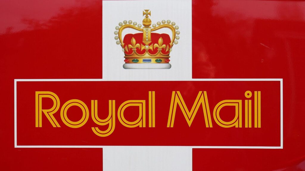 Royal Mail rewards investors with £400m payday after COVID boost to parcels | Business