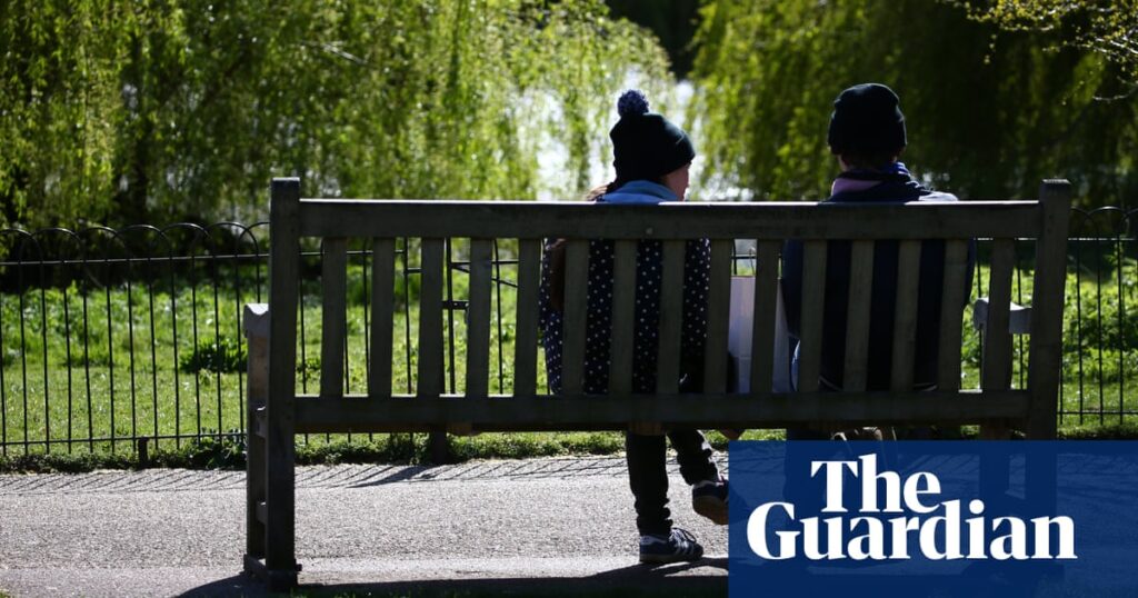 UK workforce shrinks after sharp rise in people choosing to leave work | Economic recovery | The Guardian