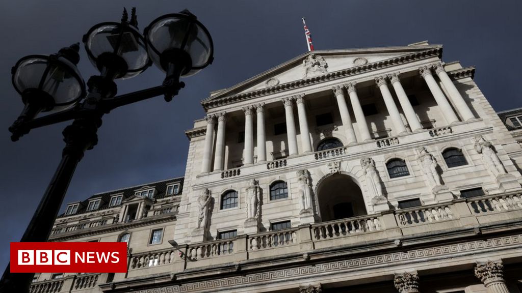 Bank of England: UK resilient but Covid fears remain – BBC News