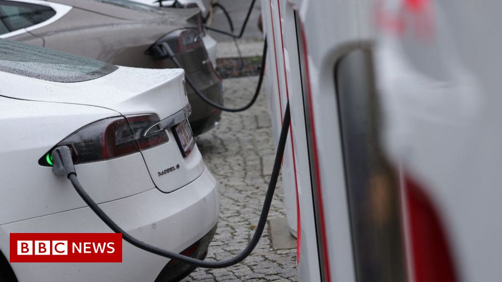 Electric car sales soar, but chip shortage hits market – BBC News