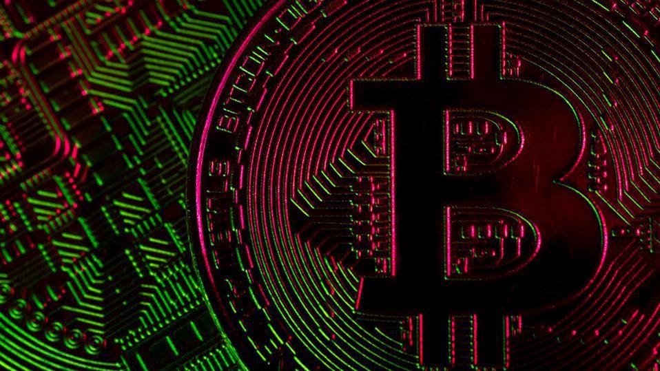 ‘Looking Ugly’: Crypto Prices Tumble Again After $300 Billion Sell-Off—How Low Can Bitcoin Go?