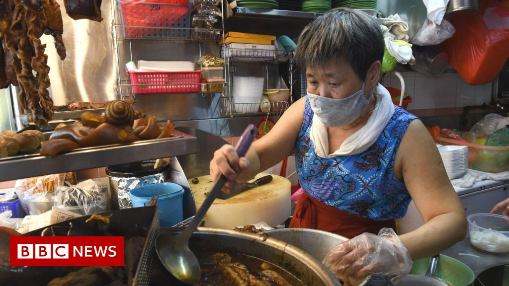 How the high cost of living is hitting Singapore’s poor – BBC News