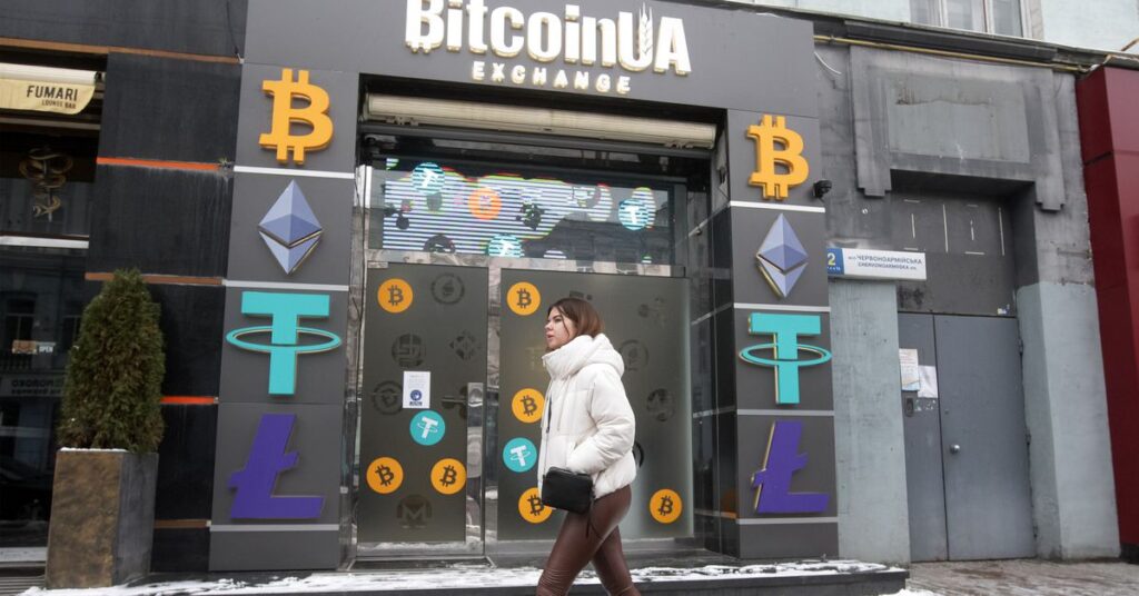 Bitcoin and crypto are helping both sides in the Russia-Ukraine conflict – Vox