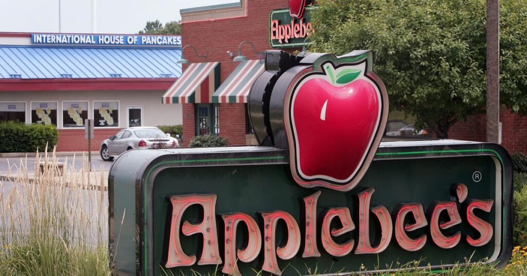 Applebee’s exec says high gas prices will let owners cut pay