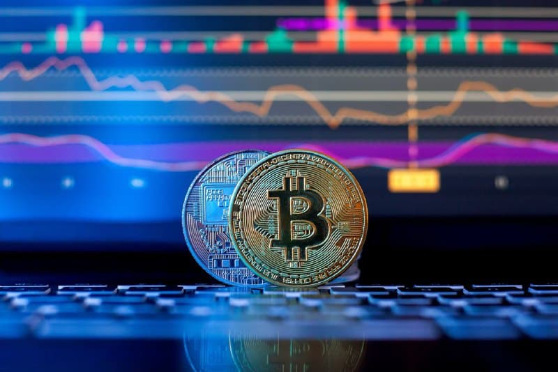 Over 50 fintech leaders see Bitcoin trading at $25k by December and $13k as bottom