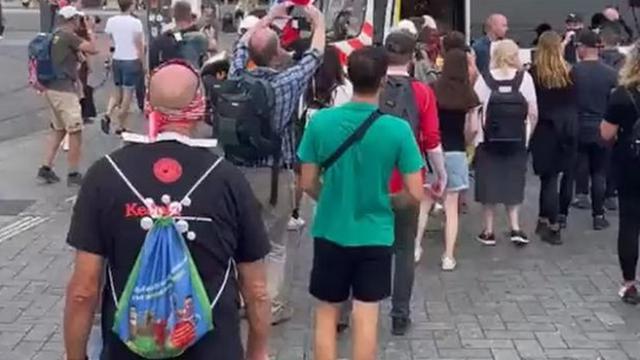 AMSTERDAM: UNDERCOVER POLICE AGITATORS CHASED OUT OF THE PEOPLE’S PROTEST