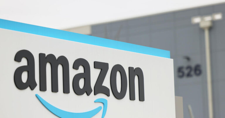 Amazon workers in the U.S. and 30 other countries plan Black Friday protests – CBS News