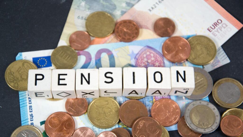 “We are living in strange times” – workers worry as pension pots drop in value – Independent.ie