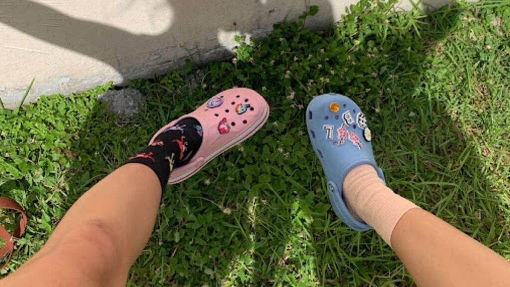 The Crocs comeback: Why the ugly chic footwear is becoming popular again – CNA