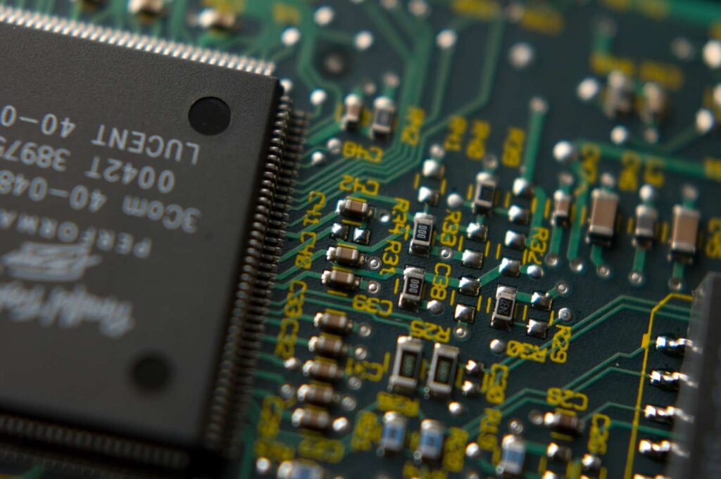 Top 10 Biggest Semiconductor Companies by Revenue (Investopedia)