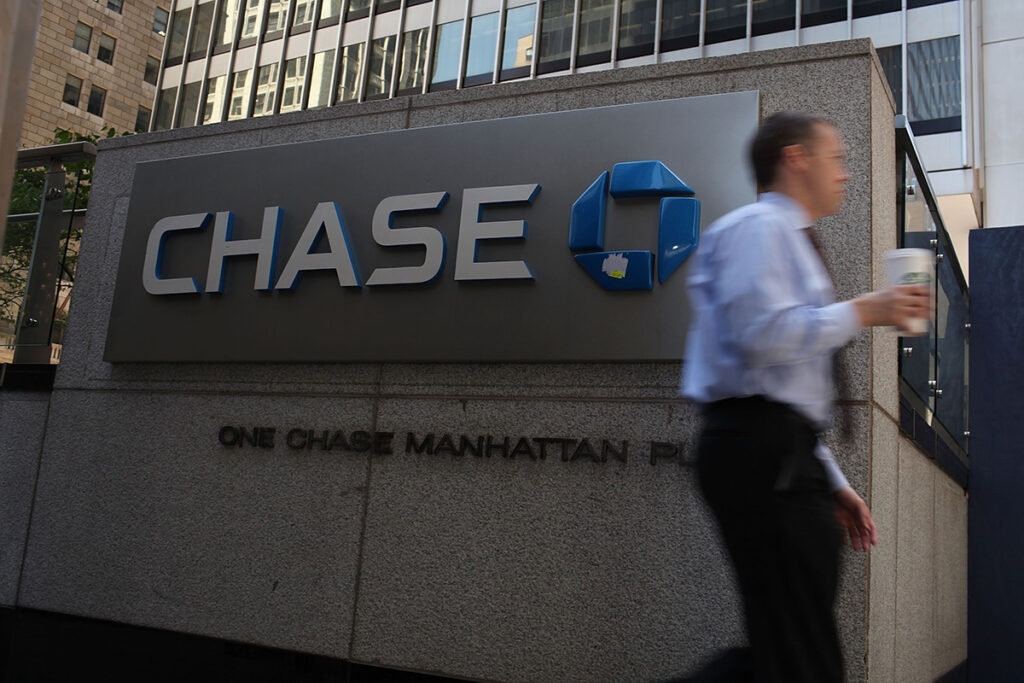 Religious nonprofit group says Chase closed its bank account | U.S. News
