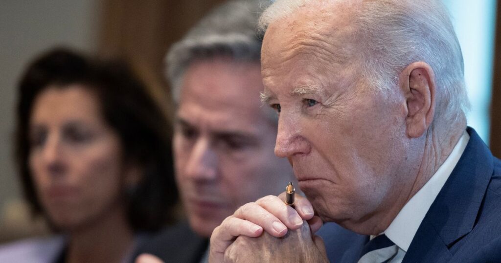 Household Debt Hits New High as Americans Struggle to Stay Afloat in Biden’s Economy