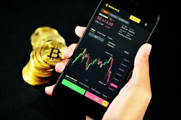 Crypto Market Has Potential to Hit $10 Trillion This Cycle, Says Bloomberg Analyst | Cryptoglobe