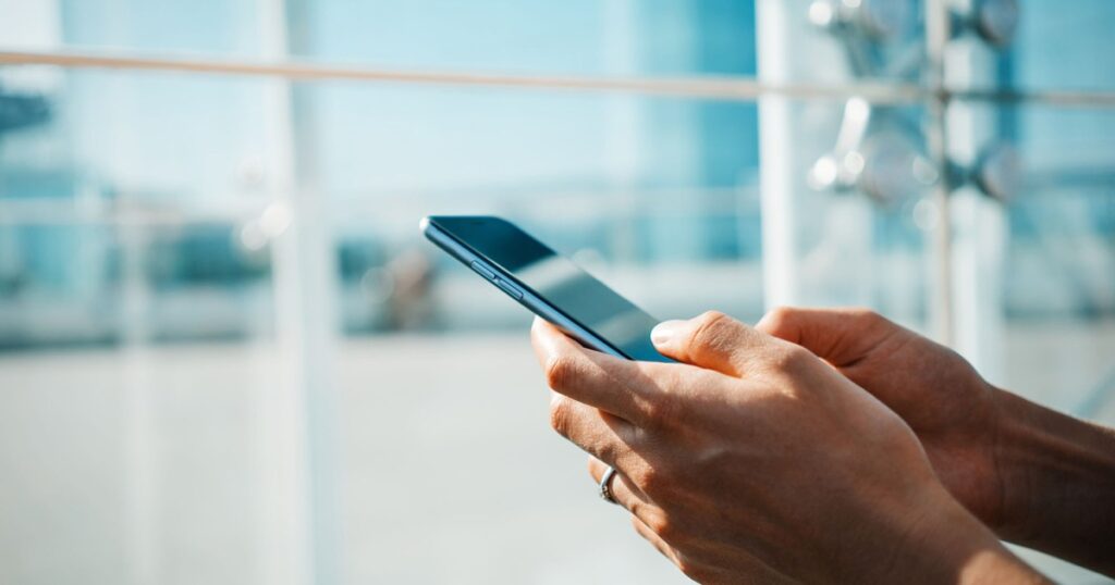 How to Send a Text From Email Using iPhone, Verizon & More | Digital Trends