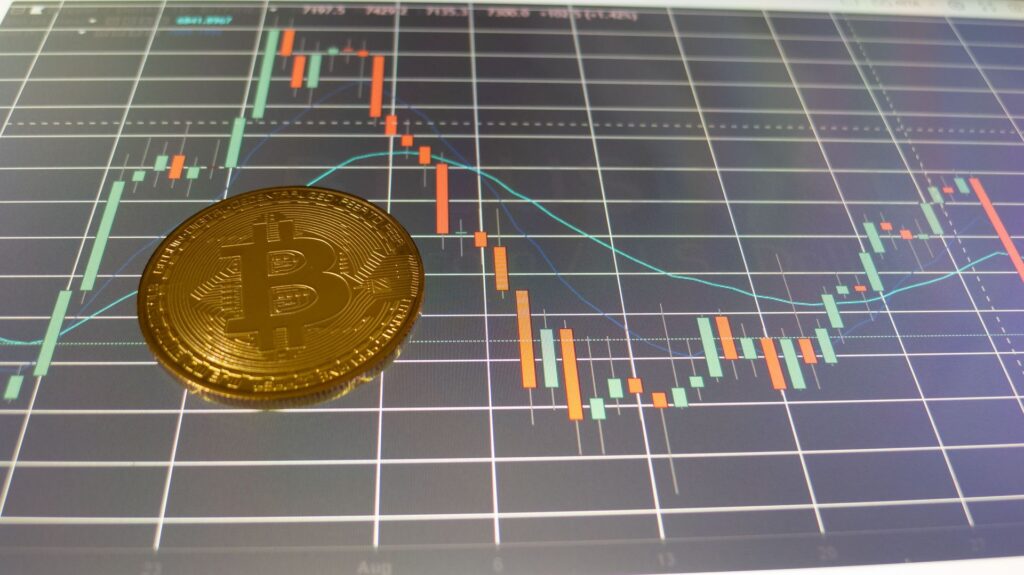 Bitcoin holds above $43k, but analysts warn about sub-$40k pullback | Kitco News