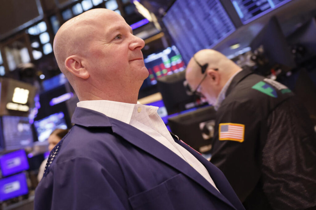 Stock market today: Stocks mostly rise after jobs report whopper, tech earnings