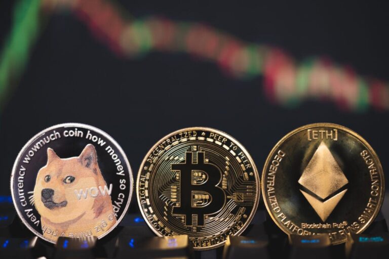 Bitcoin, Ethereum, Dogecoin Trade Mixed After Hotter Inflation Data: Analyst Predicts King Crypto To Reach $500K As Spot ETF ‘Inflow Will Only Increase Over The Coming Years’ – Benzinga