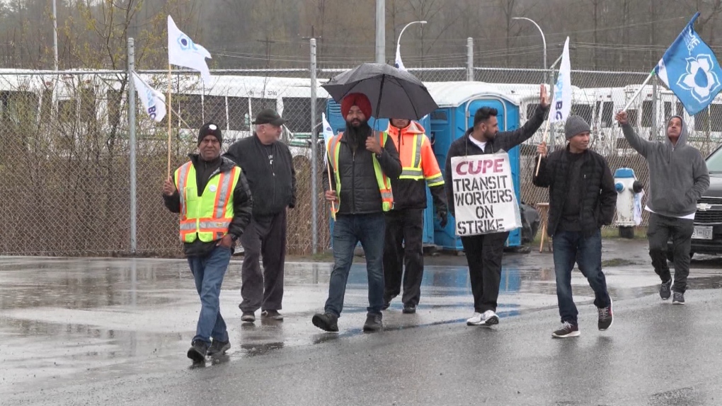 Canada: Fraser Valley transit strike officially over after 124 days, return of service coming ‘as soon as possible’