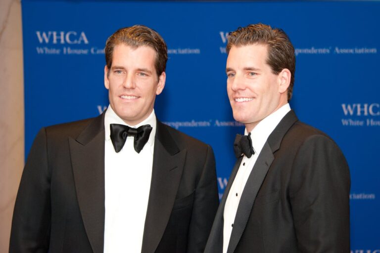 Bitcoin Soccer Team Adds Winklevoss Twins As Investors In English Premier League Mission: Why Shared ‘Deep Conviction’ In Bitcoin Is Important – Benzinga