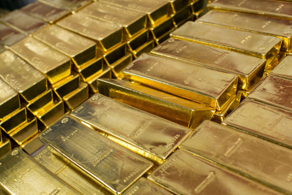 Gold prices are at an all time high – is it time to invest? | Newstalk